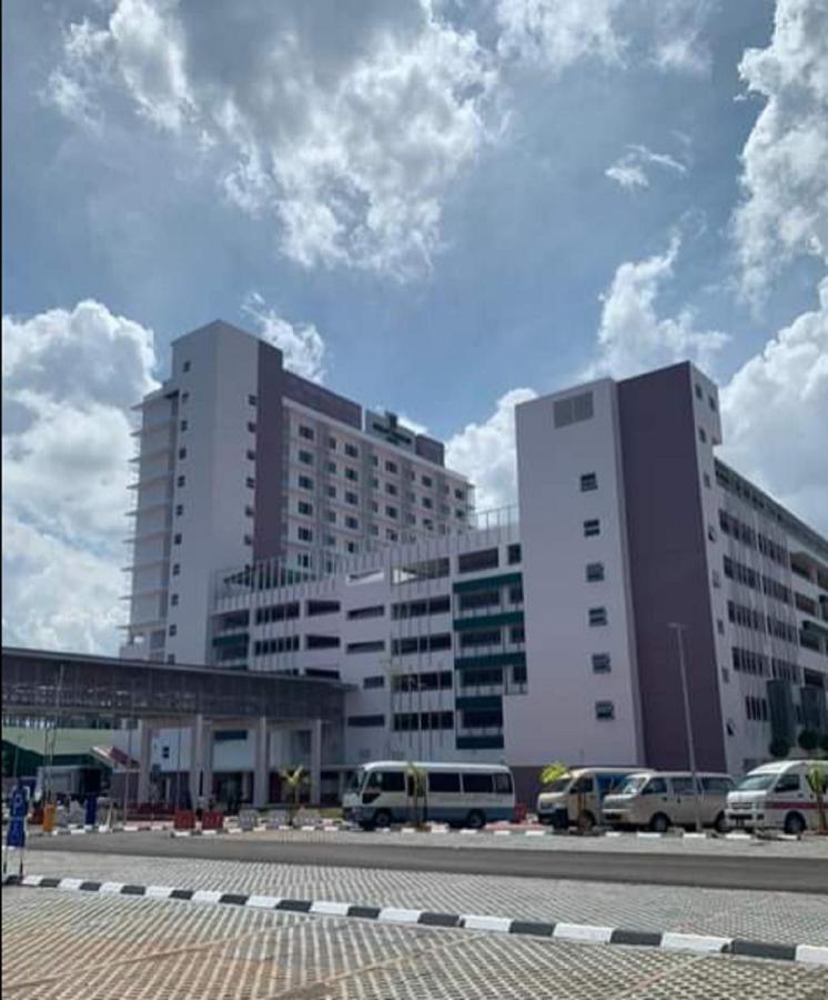 Serapi Verdure Hotel Kuching Eksteriør bilde